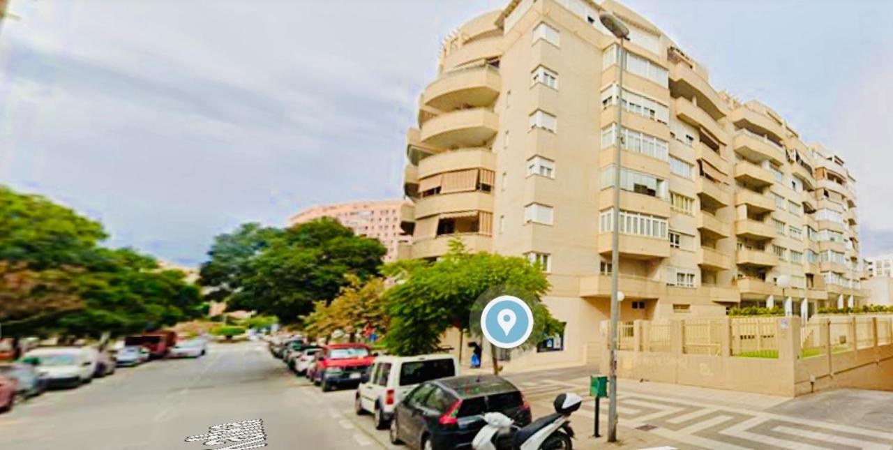 Guest House Teatinos Málaga Exterior foto